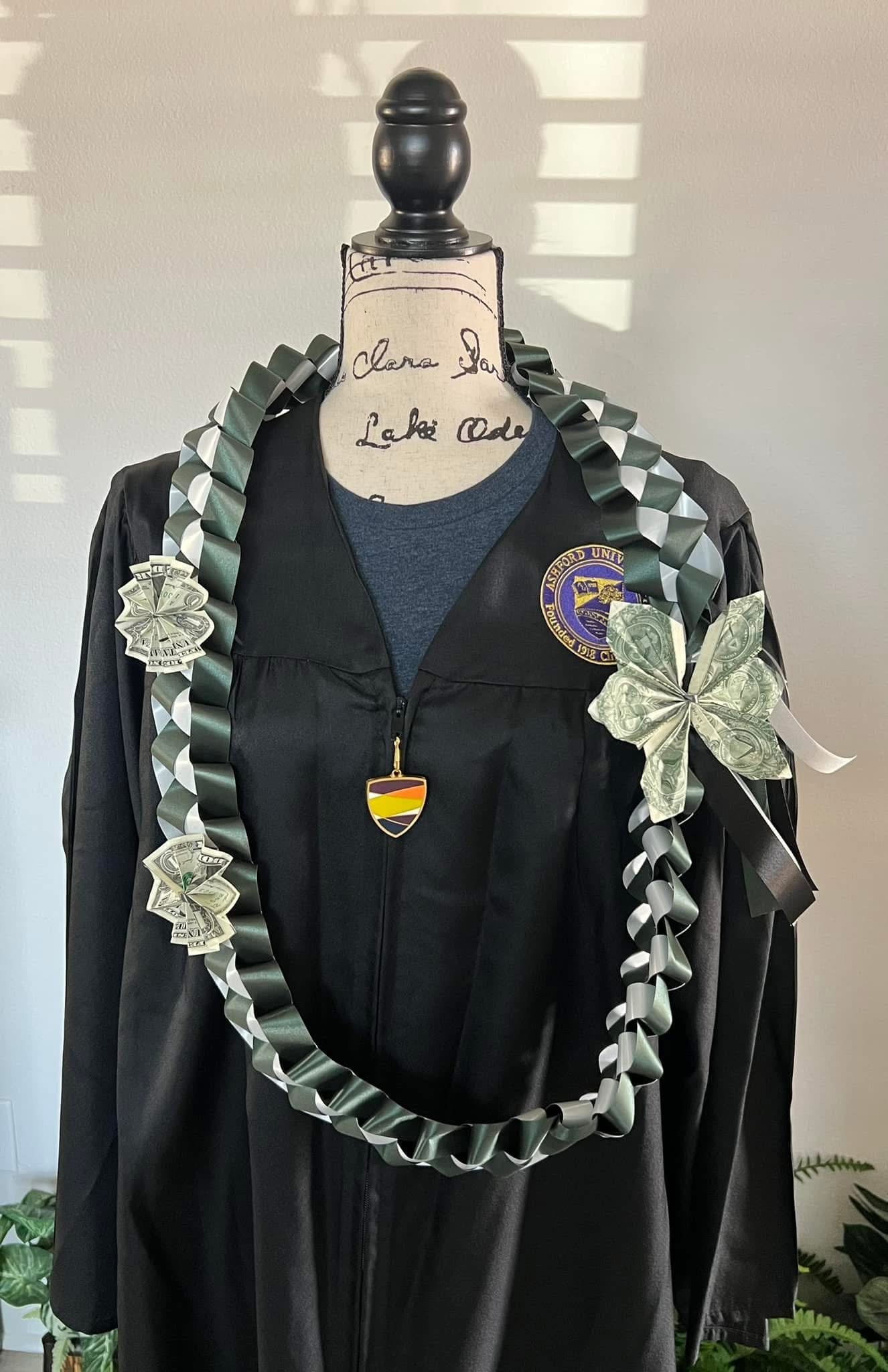 Hunter Green Graduation Leis