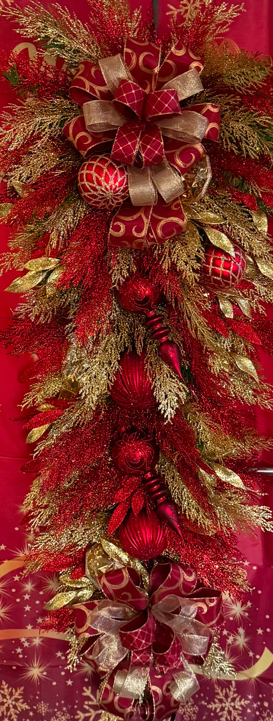 Red/Gold Luxury Swag Wreath